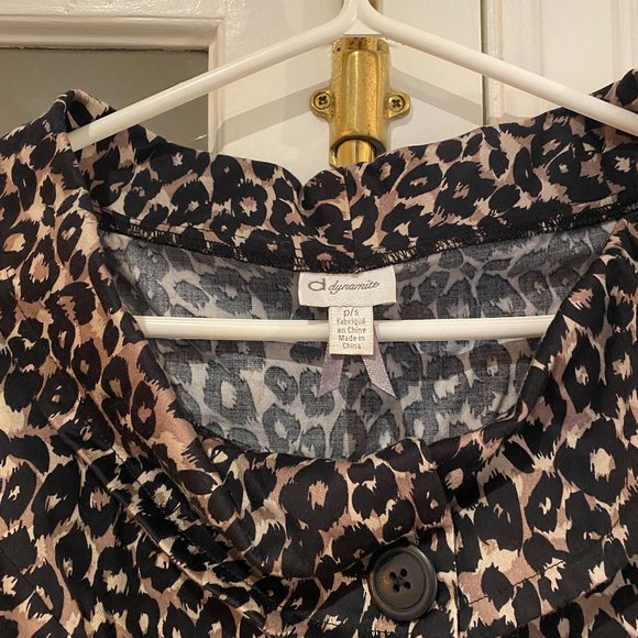 Dynamite Cheetah Belted Top - Picture 2 of 4